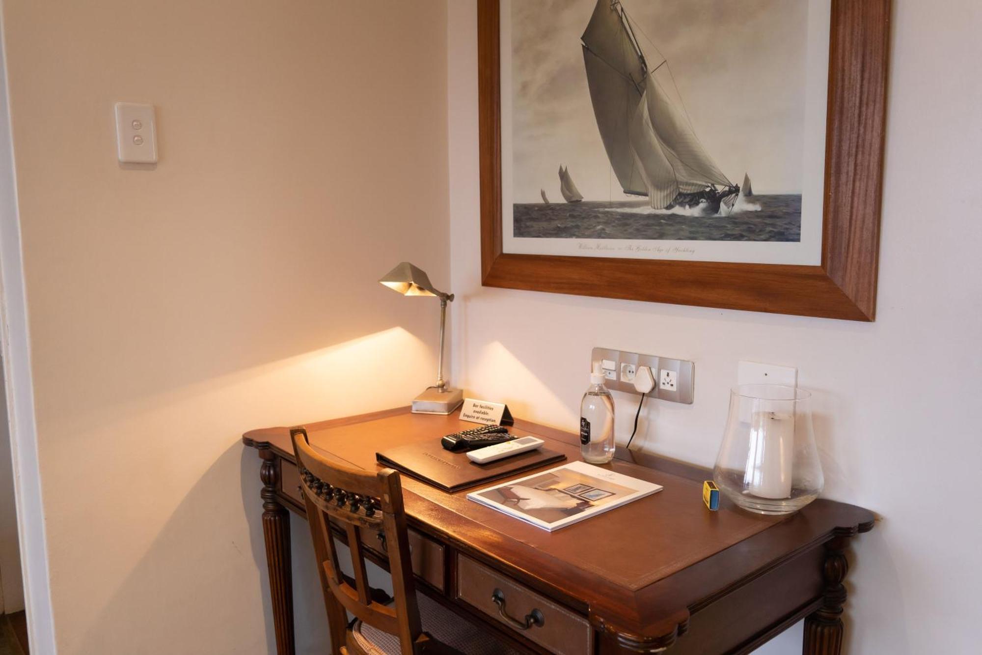 Supertubes Guesthouse Jeffreys Bay Bagian luar foto