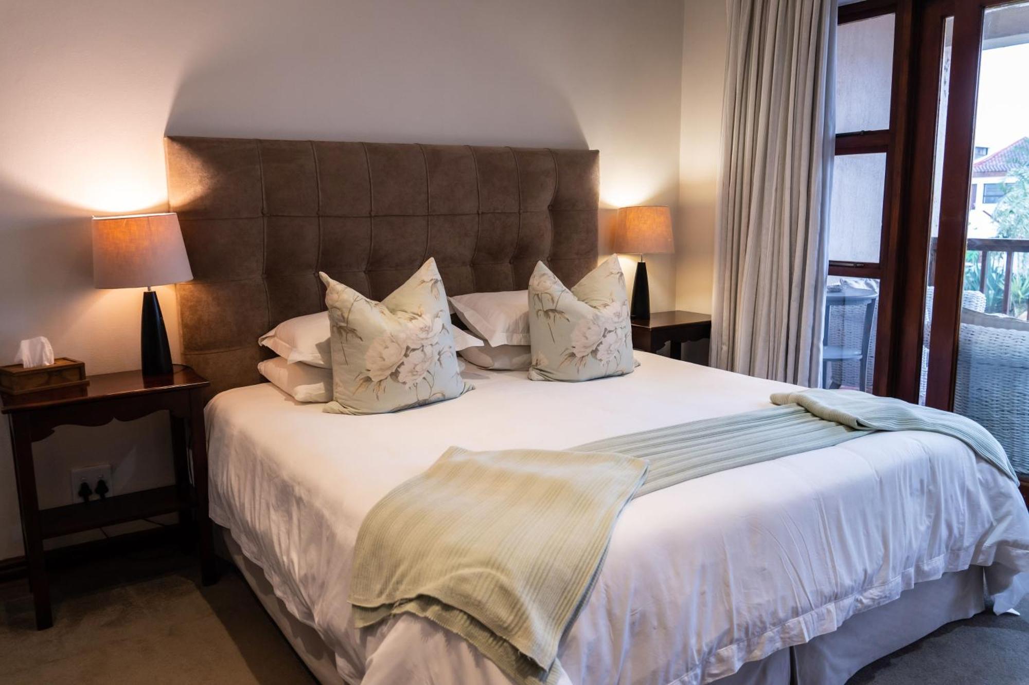 Supertubes Guesthouse Jeffreys Bay Bagian luar foto
