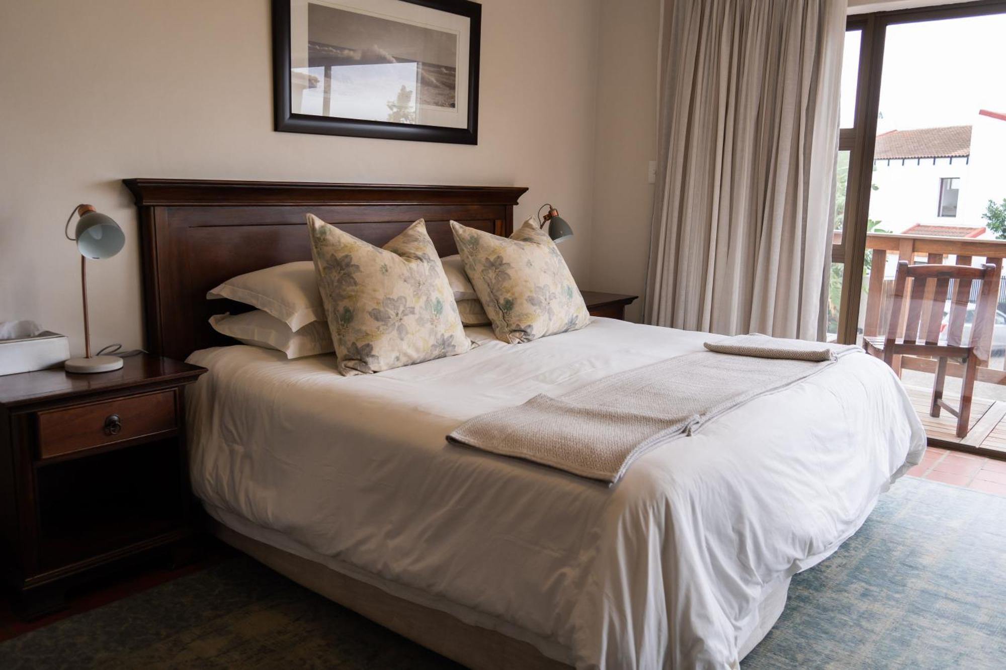 Supertubes Guesthouse Jeffreys Bay Bagian luar foto