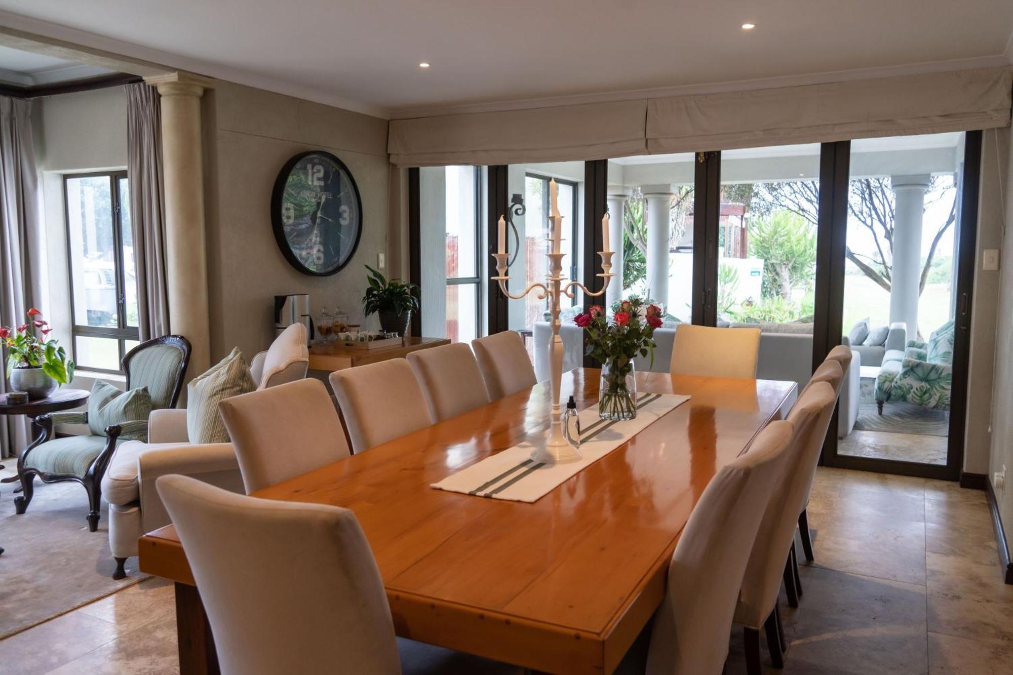 Supertubes Guesthouse Jeffreys Bay Bagian luar foto