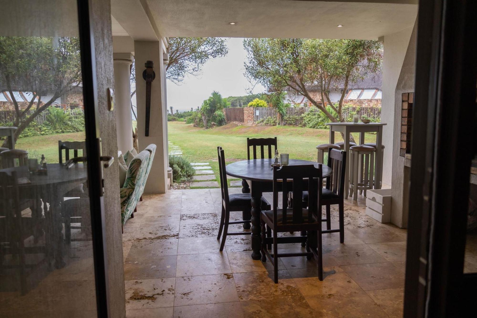 Supertubes Guesthouse Jeffreys Bay Bagian luar foto