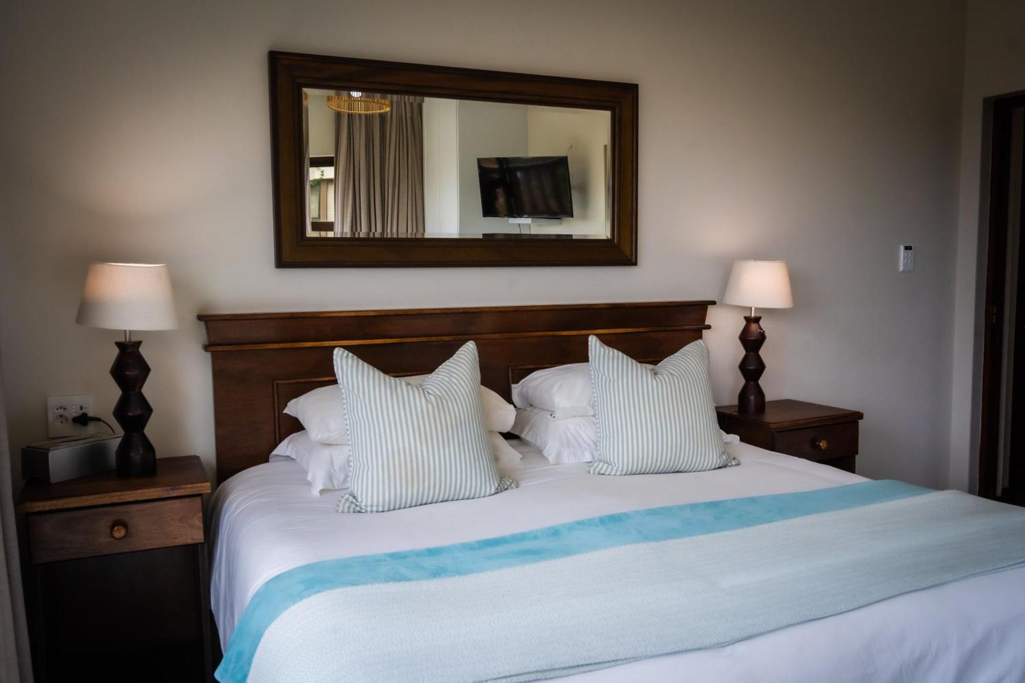 Supertubes Guesthouse Jeffreys Bay Bagian luar foto
