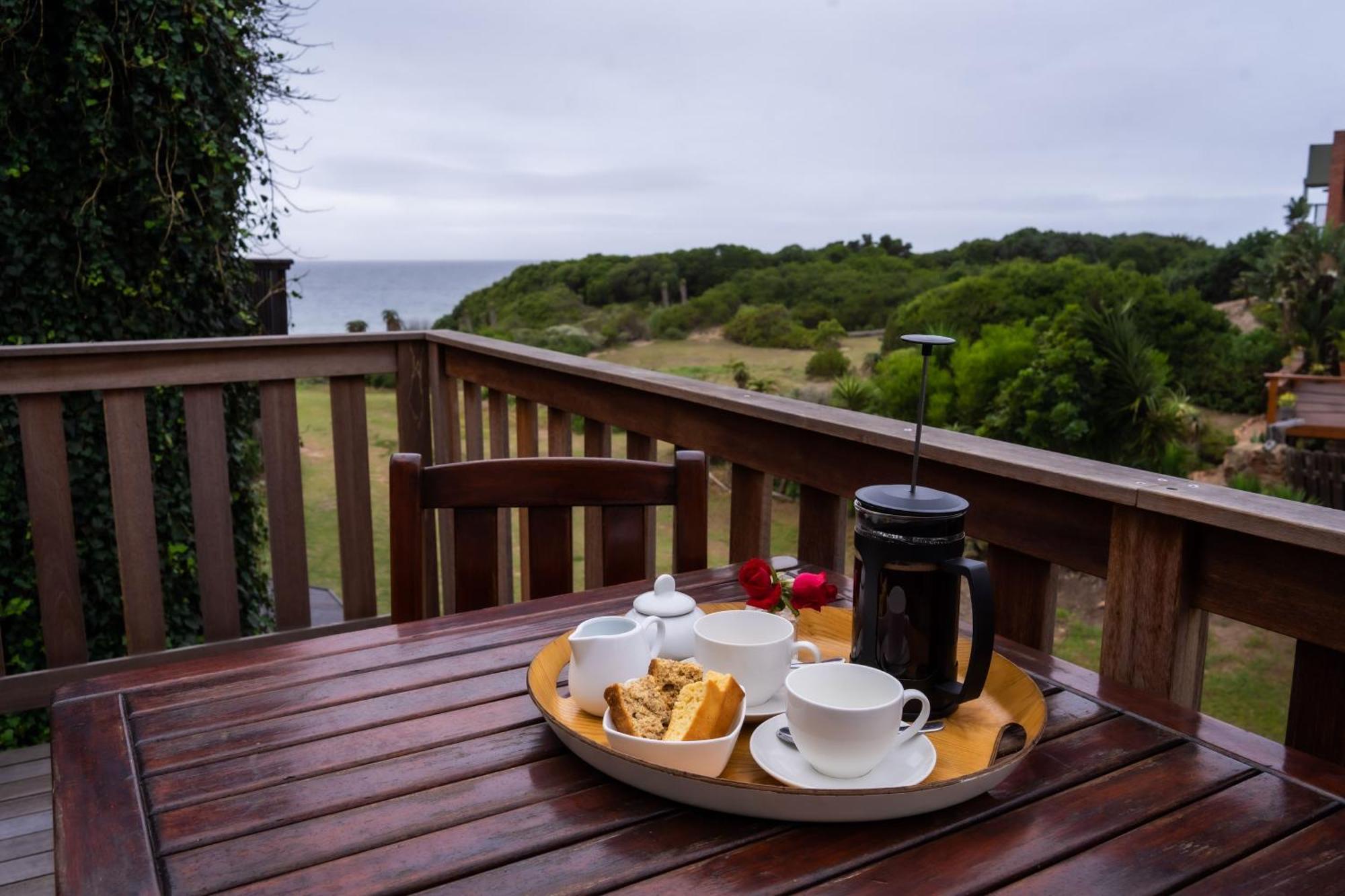 Supertubes Guesthouse Jeffreys Bay Bagian luar foto