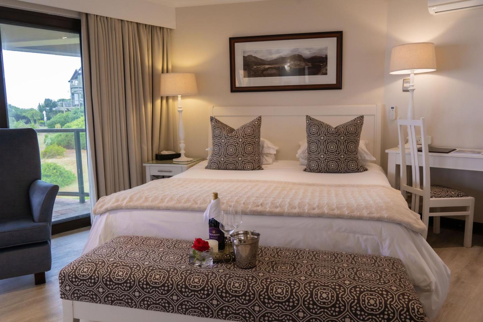 Supertubes Guesthouse Jeffreys Bay Bagian luar foto