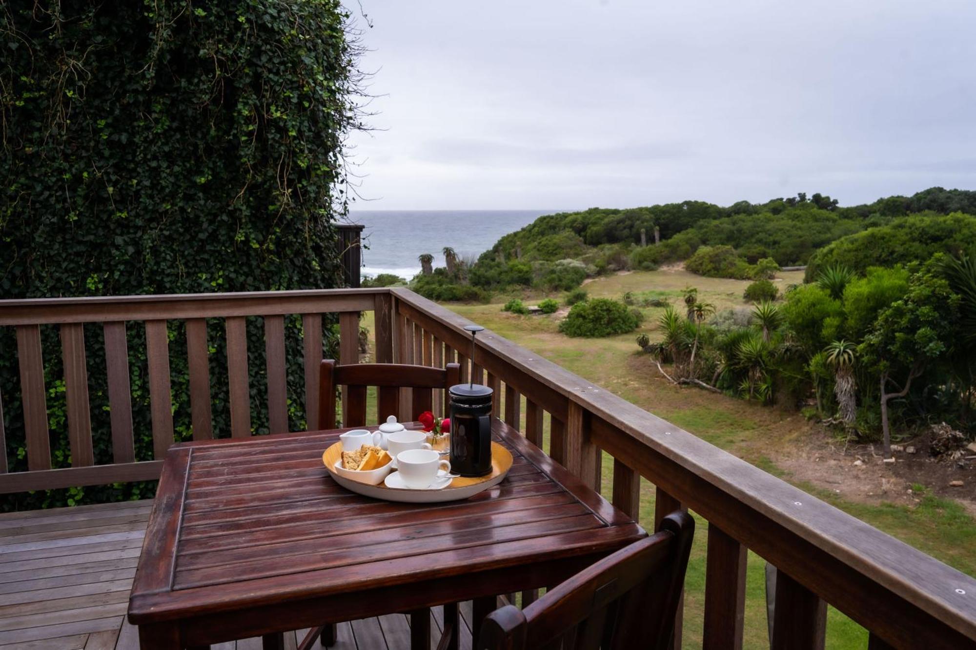 Supertubes Guesthouse Jeffreys Bay Bagian luar foto