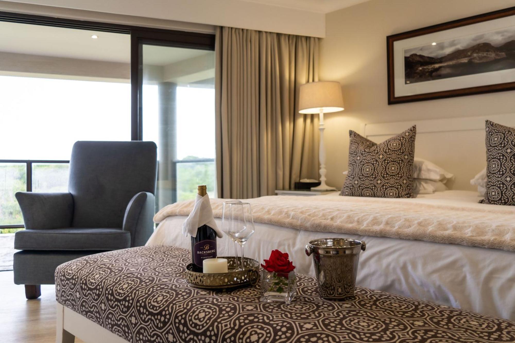 Supertubes Guesthouse Jeffreys Bay Bagian luar foto