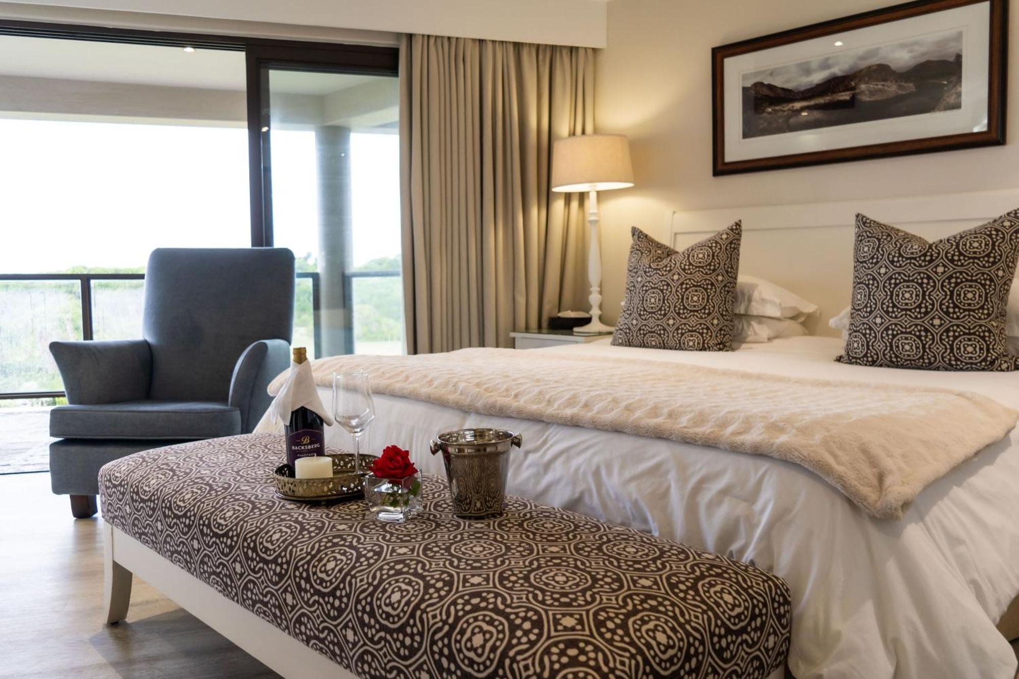 Supertubes Guesthouse Jeffreys Bay Bagian luar foto