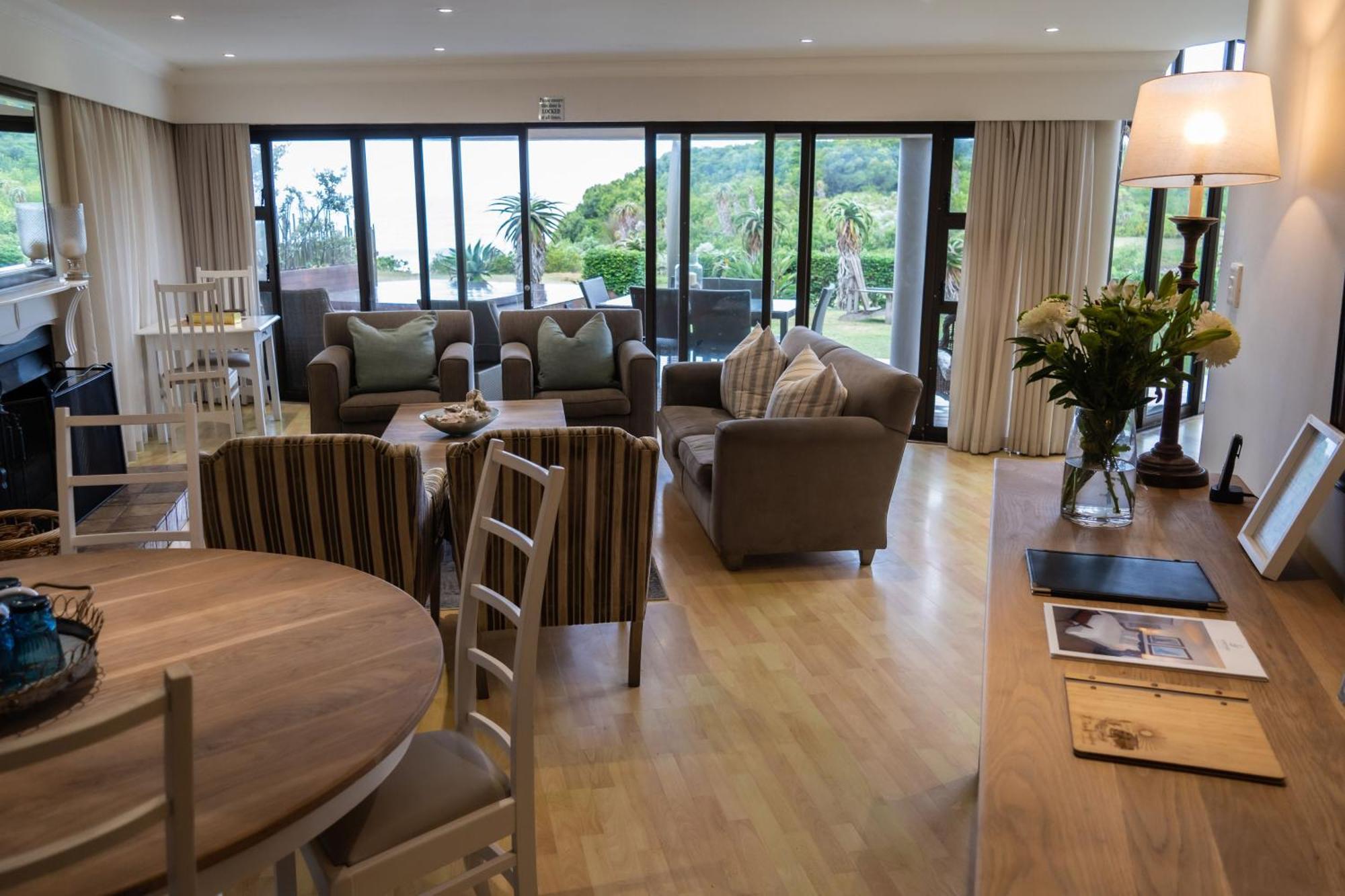 Supertubes Guesthouse Jeffreys Bay Bagian luar foto