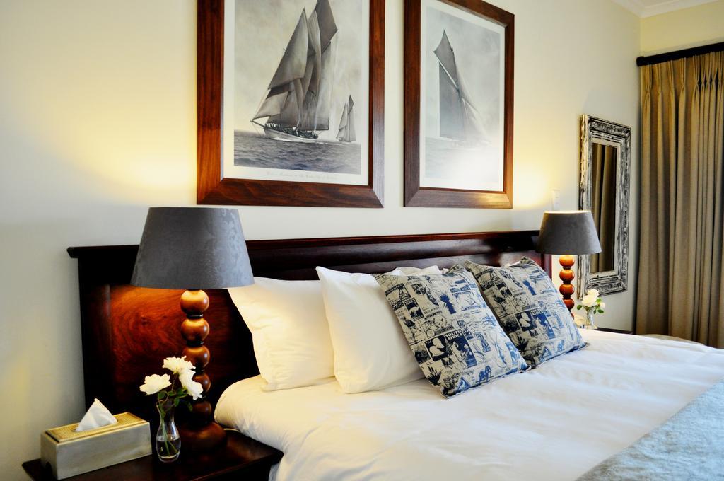 Supertubes Guesthouse Jeffreys Bay Bagian luar foto