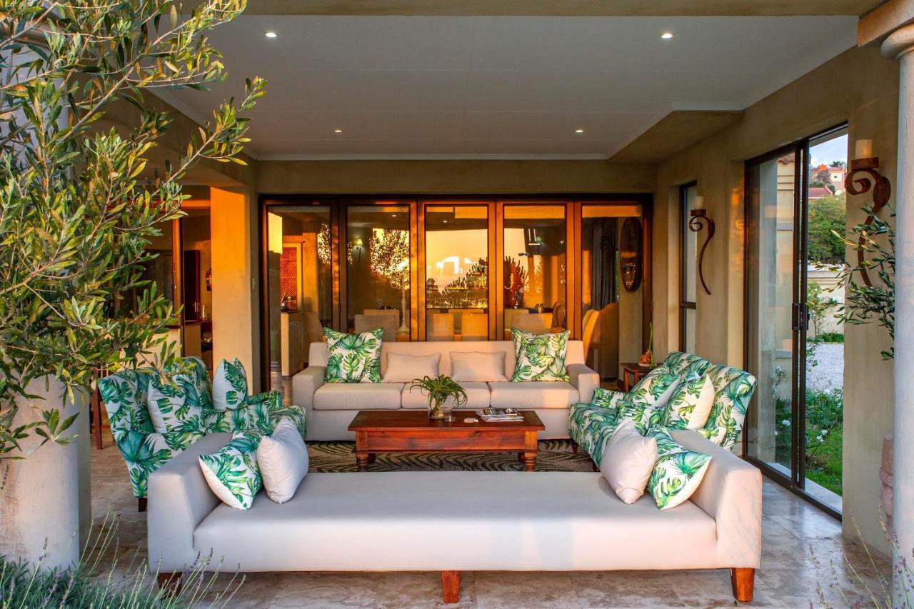 Supertubes Guesthouse Jeffreys Bay Bagian luar foto
