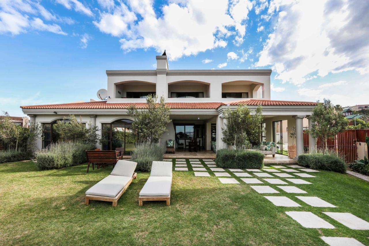 Supertubes Guesthouse Jeffreys Bay Bagian luar foto